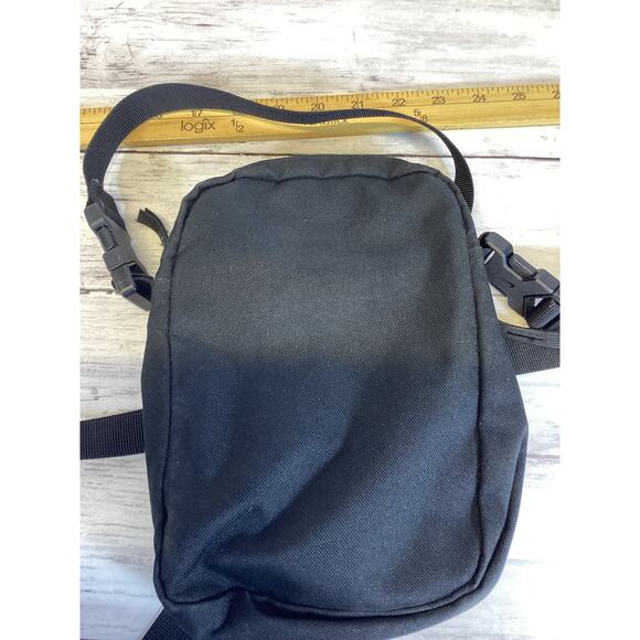 Nike Sportswear Heritage Shoulder Bag Messenger Handbag Front Pouch - Picture 4 of 5